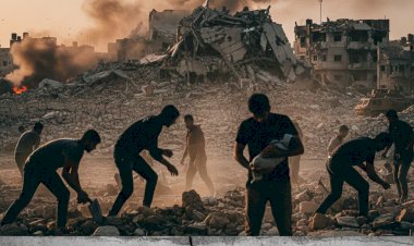 Gaza Ceasefire Teeters as Deadly Israeli Strikes Kill Dozens in Apparent Breach Ahead of Rafah Reopening